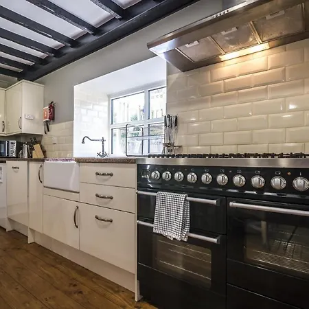 Barn Conversion - Hot Tub - Penally - Tenby Exterior photo